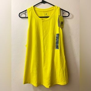 ALL IN MOTION NWT SLEEVELESS TEE